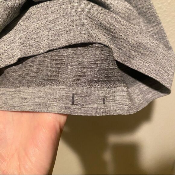 Lululemon Shirt Tech Movement Is‎ Medicine Activewear Gray Large Workout Running - Picture 4 of 12